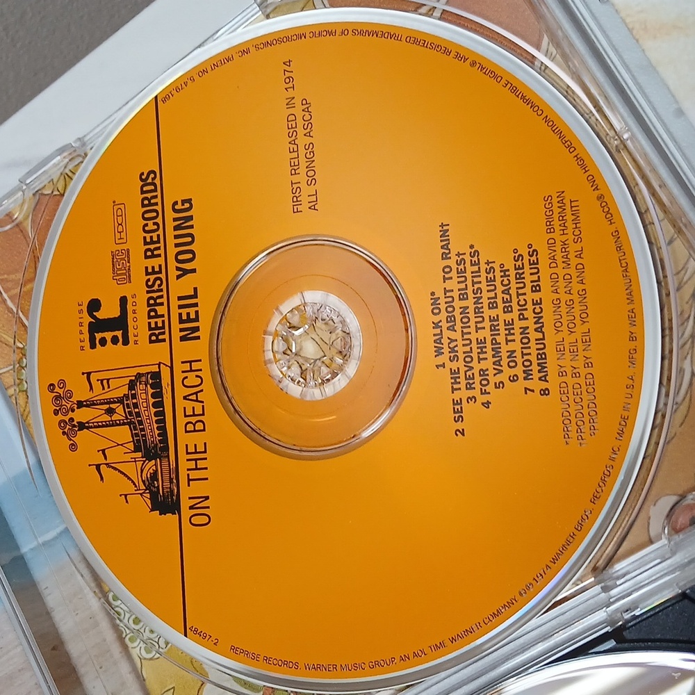 Neil Young CD Collection - Picture 8 of 16